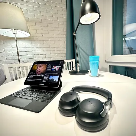 Smyk Wifi 1gbs 70tv Max Appletv Netflix Apartment