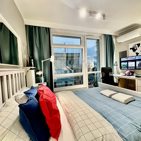 Smyk Wifi 1gbs 70tv Max Appletv Netflix Varşova