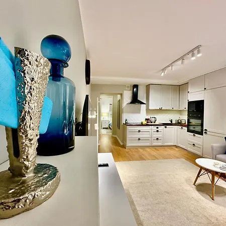 Smyk Wifi 1gbs 70tv Max Appletv Netflix Apartment Warschau