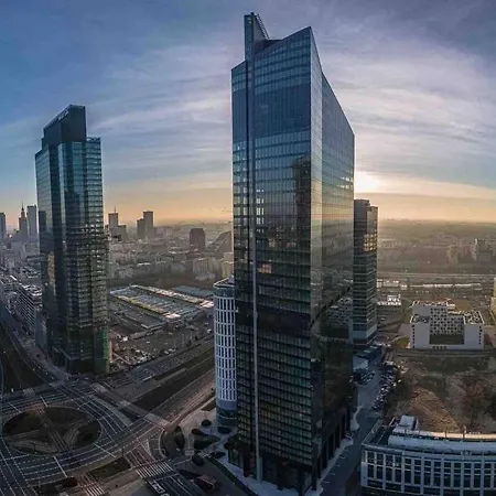 Smyk Wifi 1gbs 70tv Max Appletv Netflix Apartment